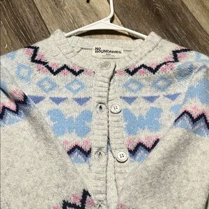 No Boundaries Women's Gray Cardigan with Blue and Pink Patterns